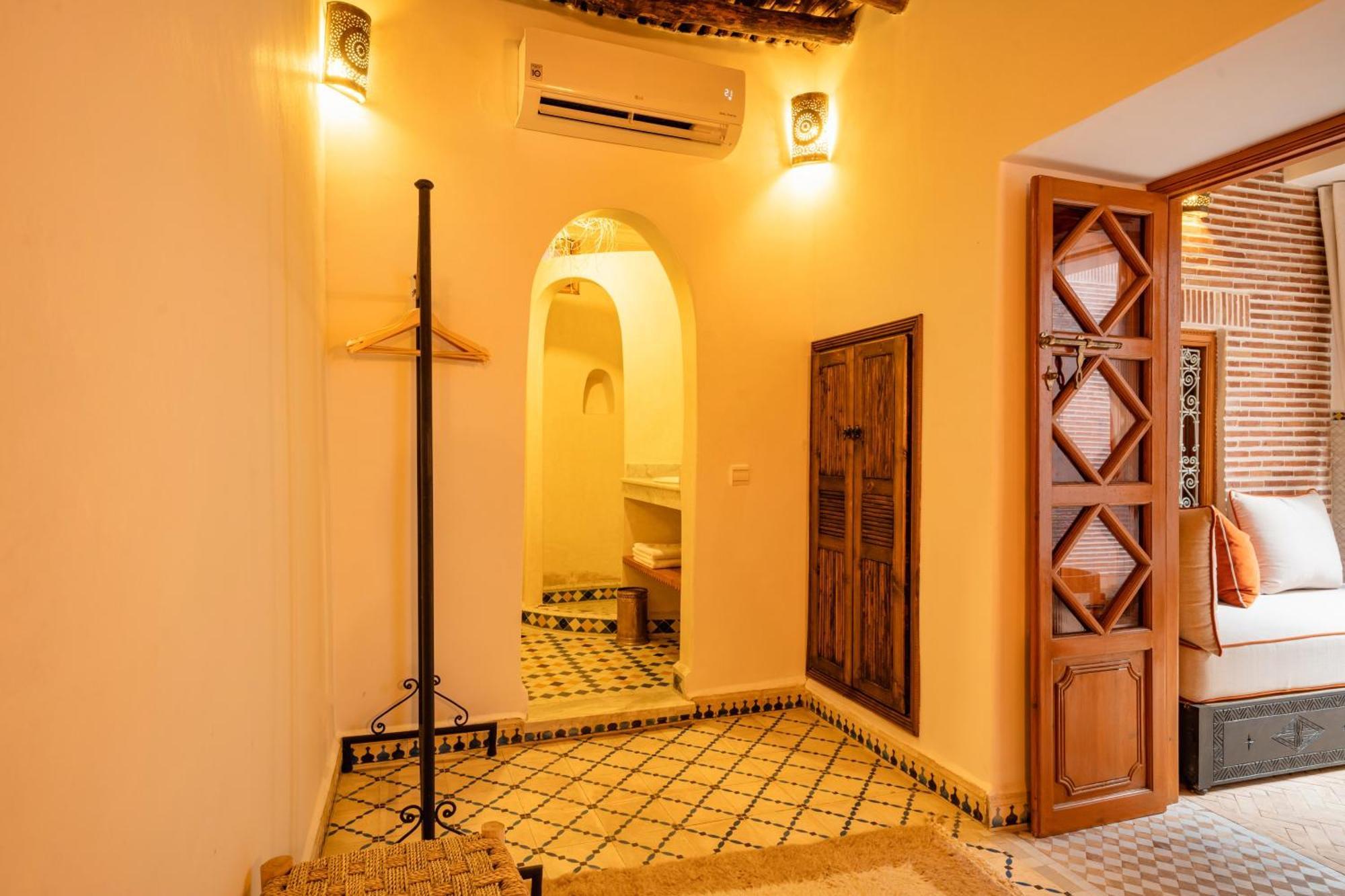 Riad The D'Orient - Piscine Privee - Petit Dejeuner Marrakesh Exterior foto